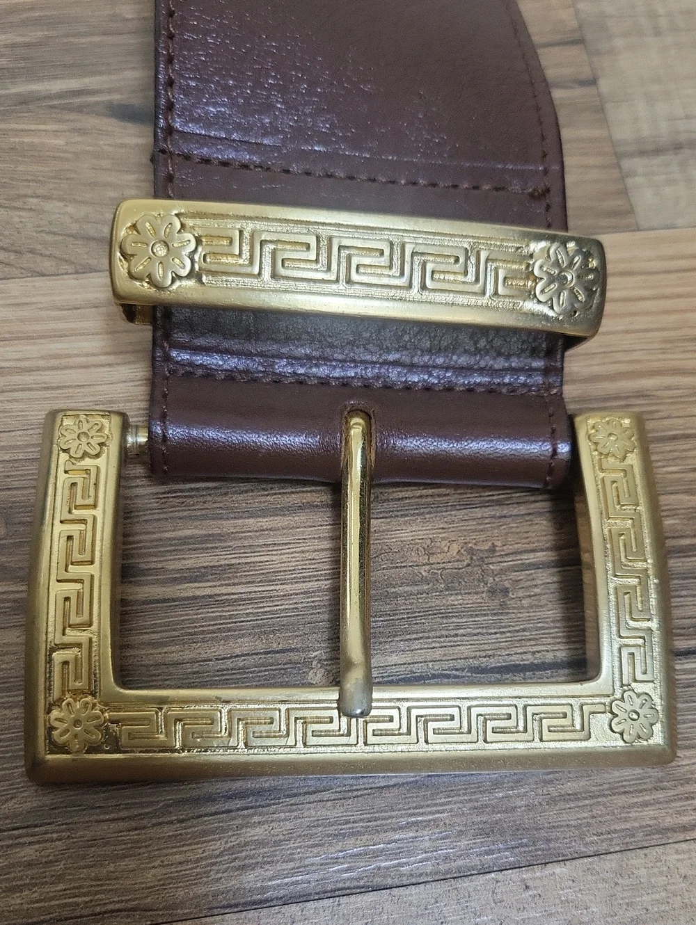 LINEA PELLE MIRA K Designer Brown Wide Ornate Brushed Gold Buckle Belt